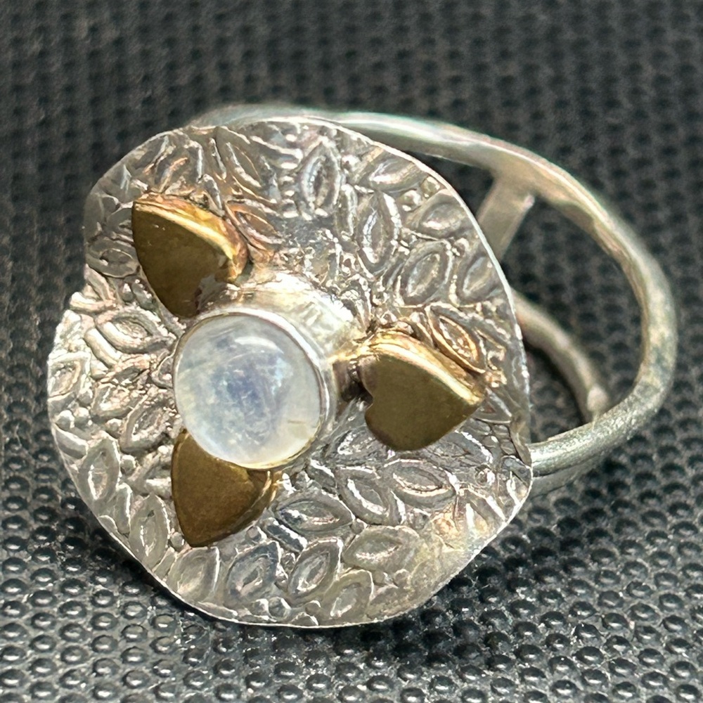 Unique Natural Moonstone Ring! Size 8 - image 2